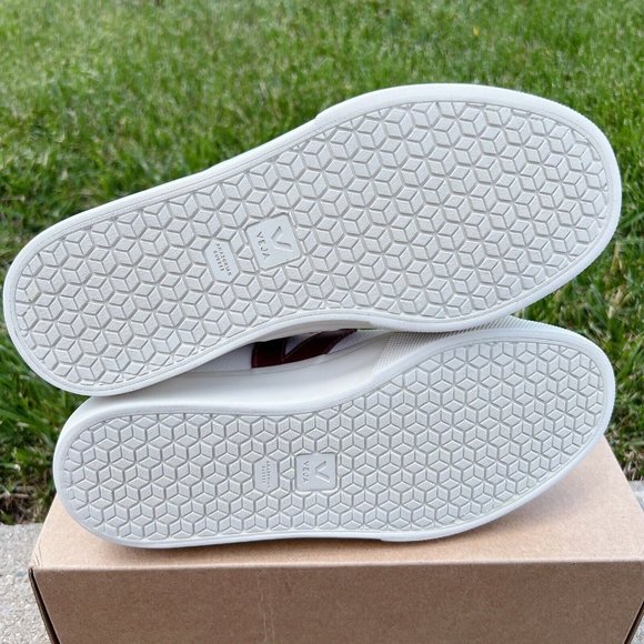 Veja Recife Logo Low Top 3-Lock Sneaker Extra White/ Marsala Womens US 7 EU 38 - Picture 8 of 9